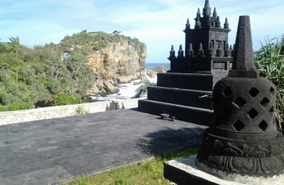 Plesir Yogyakarta - Paket Wisata & Sewa Mobil